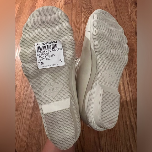 Sperry Saltwater Metallic Jacquard Duck Boot
Winter Duck Boots - Lug Sole size•7 - Picture 9 of 9